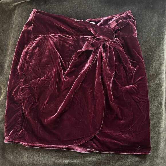 LOFT Velvet Burgundy Skirt - Picture 1 of 6